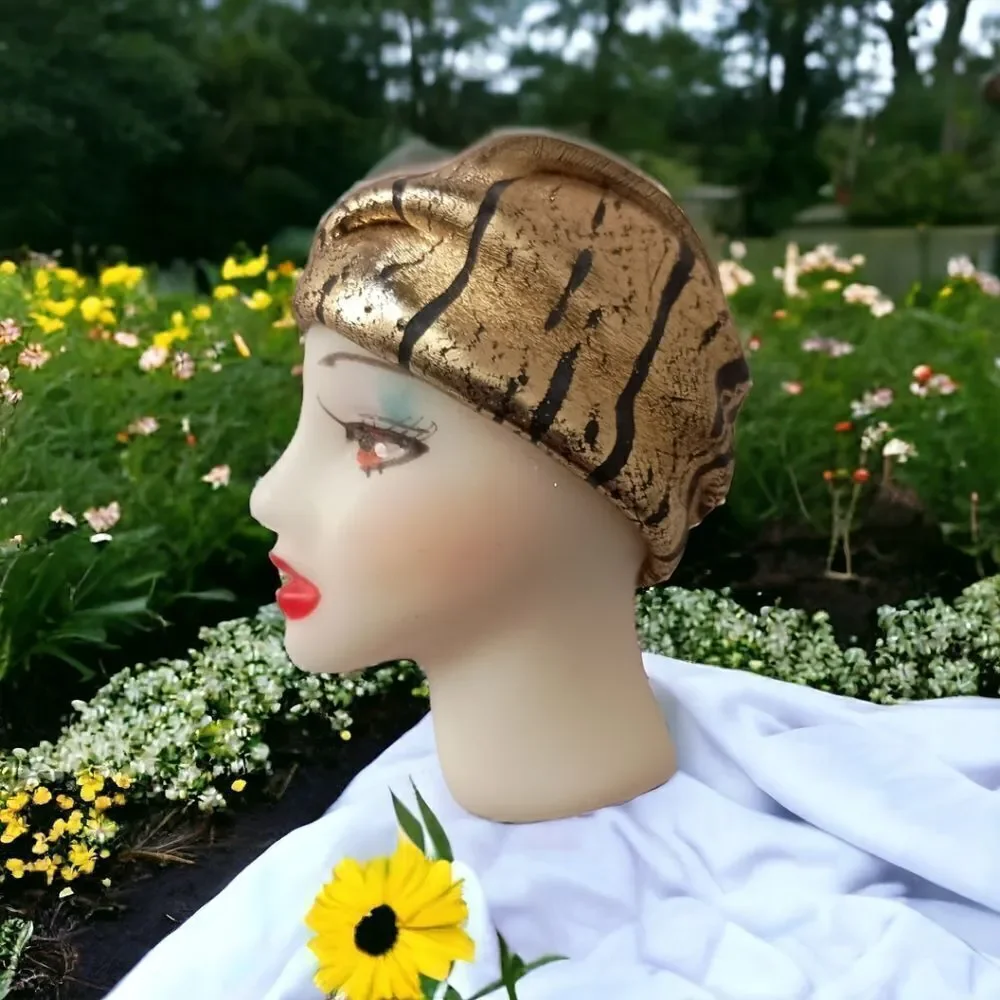 Lady Head Brooch Harlequin Cloche Wrap Hat Art Deco Flapper Acrylic Vintage 90s.